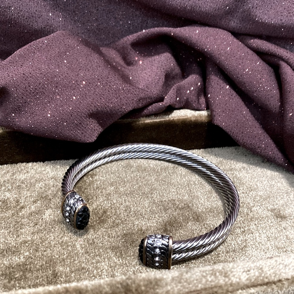 Beautiful Two Tone Cable Bangle - image 2